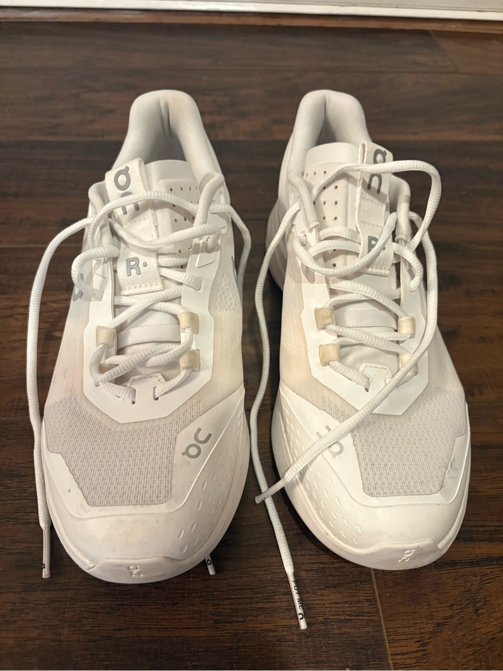 On Cloud The Roger Advantage Pro men size 9